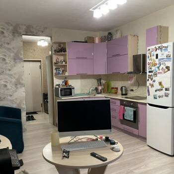 Продается 1-комнатная квартира, 45,3 м²