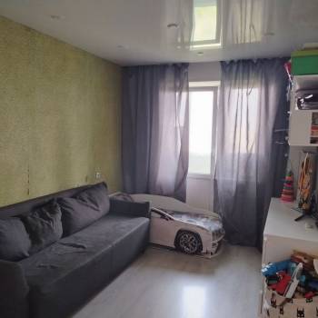 Продается 1-комнатная квартира, 32 м²