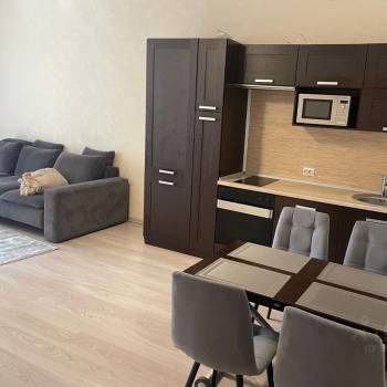 Продается 2-х комнатная квартира, 62 м²