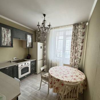 Продается 1-комнатная квартира, 36,7 м²