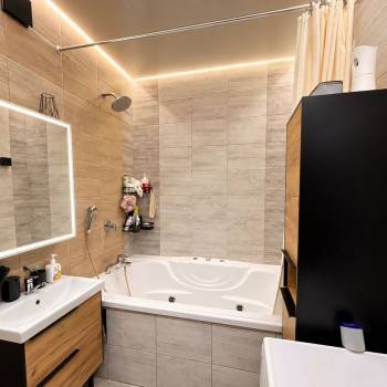 Продается 3-х комнатная квартира, 77 м²