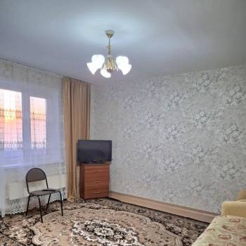 Сдается 1-комнатная квартира, 38 м²