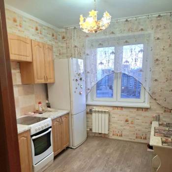 Сдается 1-комнатная квартира, 38 м²