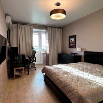 Сдается 1-комнатная квартира, 47 м²