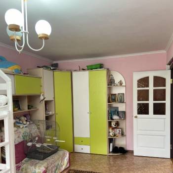 Продается 3-х комнатная квартира, 63 м²