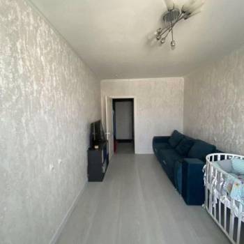 Продается 1-комнатная квартира, 36 м²