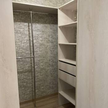 Сдается 1-комнатная квартира, 49 м²