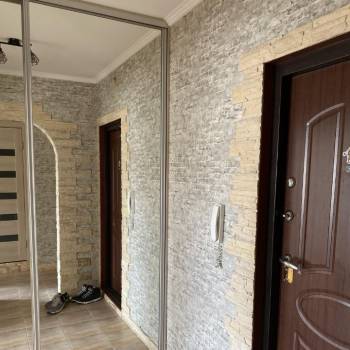 Сдается 1-комнатная квартира, 49 м²