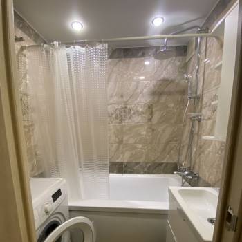 Сдается 1-комнатная квартира, 49 м²