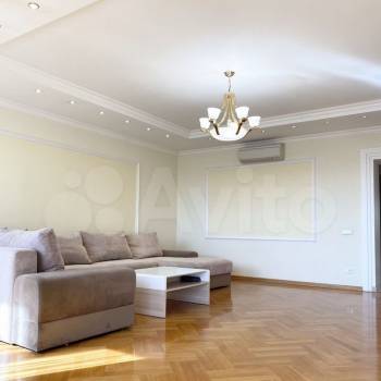 Продается 2-х комнатная квартира, 111 м²