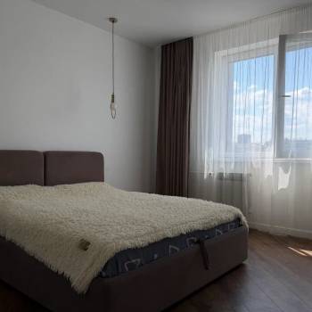 Сдается 1-комнатная квартира, 42 м²