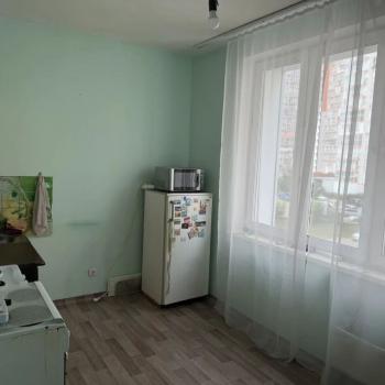 Сдается 1-комнатная квартира, 42 м²