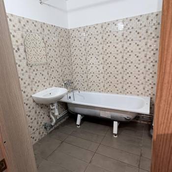 Сдается Многокомнатная квартира, 76,8 м²