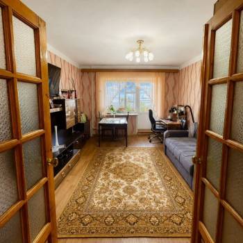 Продается Многокомнатная квартира, 130 м²