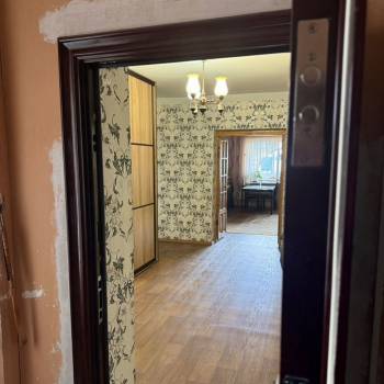 Продается Многокомнатная квартира, 130 м²