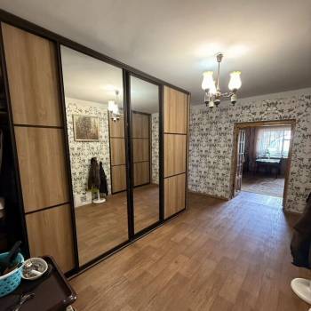 Продается Многокомнатная квартира, 130 м²