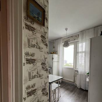 Продается 1-комнатная квартира, 36 м²