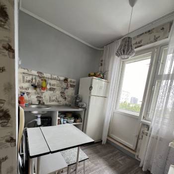 Продается 1-комнатная квартира, 36 м²