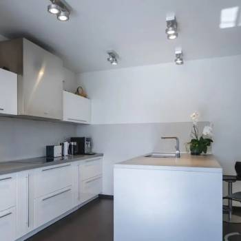 Сдается Многокомнатная квартира, 111,6 м²