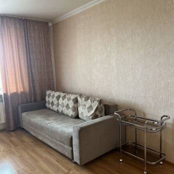 Сдается 1-комнатная квартира, 38,3 м²