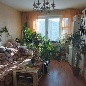 Продается 1-комнатная квартира, 36 м²