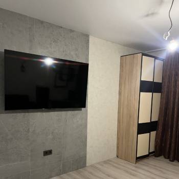 Сдается 1-комнатная квартира, 42 м²