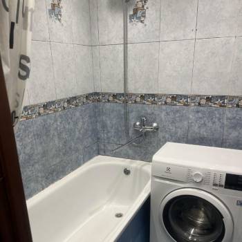 Сдается Многокомнатная квартира, 62 м²