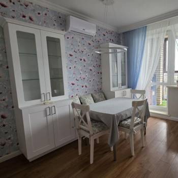 Сдается Многокомнатная квартира, 85 м²