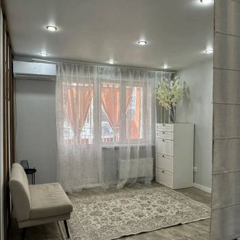 Продается 1-комнатная квартира, 38 м²