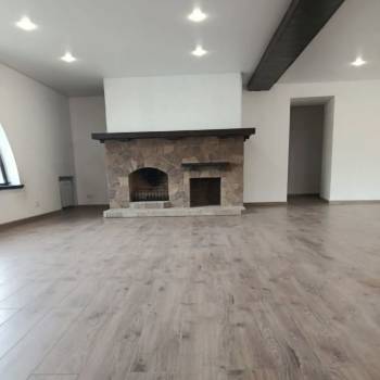 Продается Дом, 320 м²