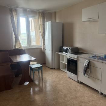 Сдается 1-комнатная квартира, 36 м²