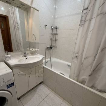 Сдается 2-х комнатная квартира, 60 м²