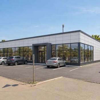 Сдается Нежилое помещение, 360 м²