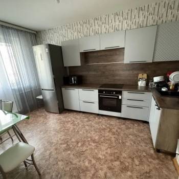 Сдается 2-х комнатная квартира, 56 м²