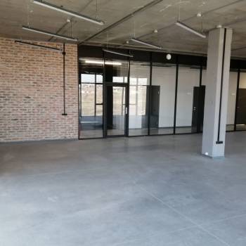 Сдается Нежилое помещение, 100 м²