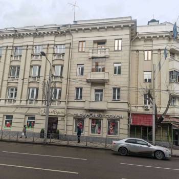 Продается Многокомнатная квартира, 82,6 м²