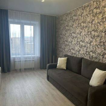 Сдается 1-комнатная квартира, 45 м²