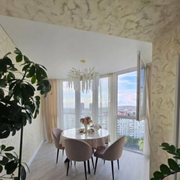 Продается 3-х комнатная квартира, 103 м²