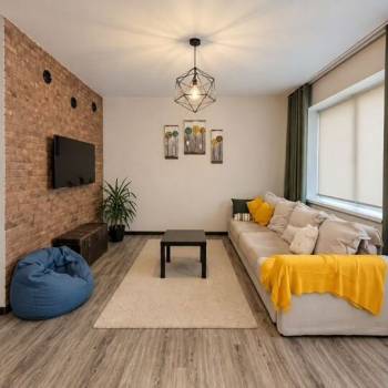 Продается 1-комнатная квартира, 49 м²