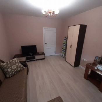 Сдается 1-комнатная квартира, 37,5 м²