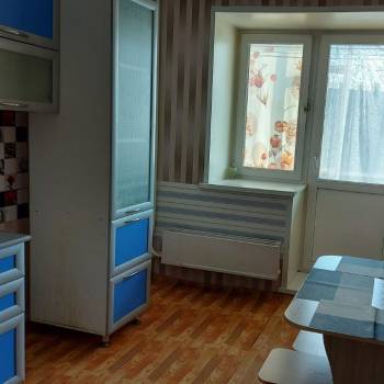 Сдается 1-комнатная квартира, 40 м²