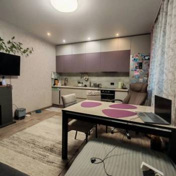 Продается 3-х комнатная квартира, 79,8 м²