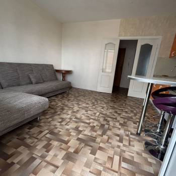 Сдается 1-комнатная квартира, 42 м²