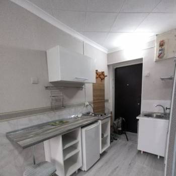 Продается 1-комнатная квартира, 14 м²