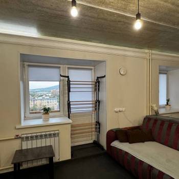 Сдается 1-комнатная квартира, 42 м²