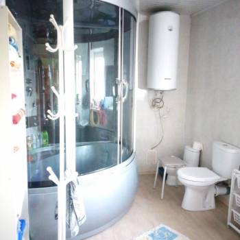 Продается Дом, 180 м²