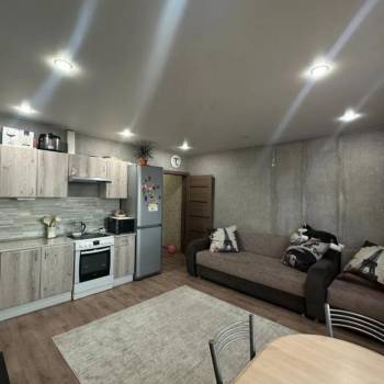 Продается 1-комнатная квартира, 46,1 м²