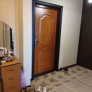 Продается 1-комнатная квартира, 53,7 м²