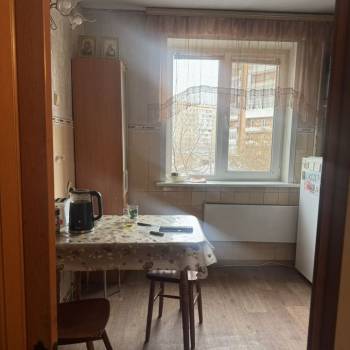 Продается Многокомнатная квартира, 84 м²