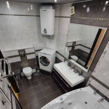 Сдается 2-х комнатная квартира, 88 м²